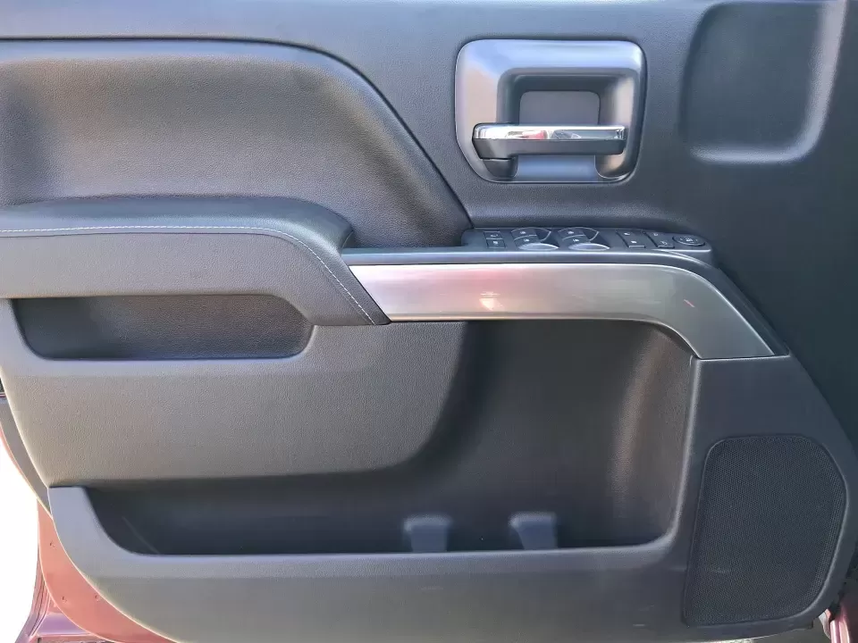 2016 Chevrolet Silverado 1500 1LT (1GCVKRECXGZ) with an EcoTec3 4.3L V-6 gasoline direct injection engine, 6A transmission, located at 8750 N County Rd 25A, Piqua, OH, 45356, (937) 908-9800, 40.164391, -84.232513 - Picture your next weekend: the truck is loaded up for a run to Indian Lake, you've got room for friends in the Double Cab, and there's still plenty of bed space for camping gear, a mower, or that Marketplace find you've been chasing. This 2016 Chevrolet Silverado 1500 1LT 4WD in eye-catching Siren R - Photo#18