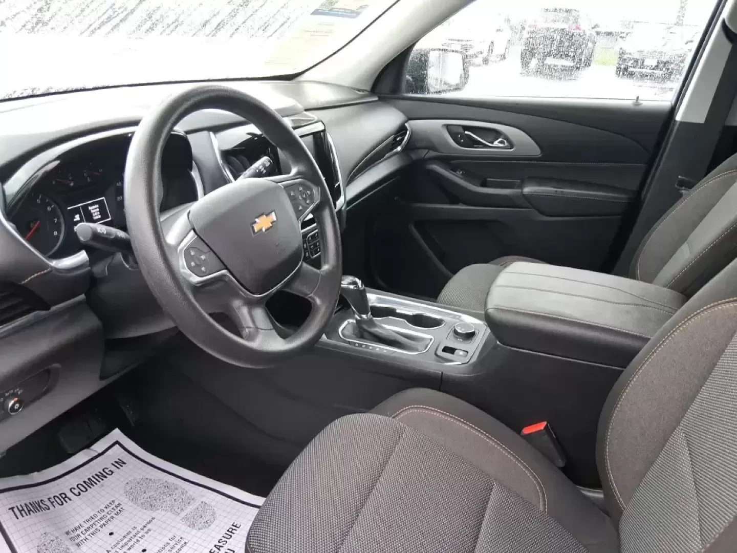 2018 Chevrolet Traverse LS (1GNERFKW3JJ) with an 3.6L V-6 gasoline direct injection engine, 9A transmission, located at 1184 Kauffman Ave, Fairborn, OH, 45324, (937) 908-9800, 39.807072, -84.030914 - Ready for the real world-school drop-offs, long commutes to Wright-Patterson AFB, and weekend road trips out toward Yellow Springs-this 2018 Chevrolet Traverse LS is the kind of three-row SUV that makes busy life easier. With confident space for people and gear, a smooth ride for I675/I70 driving, a - Photo#8