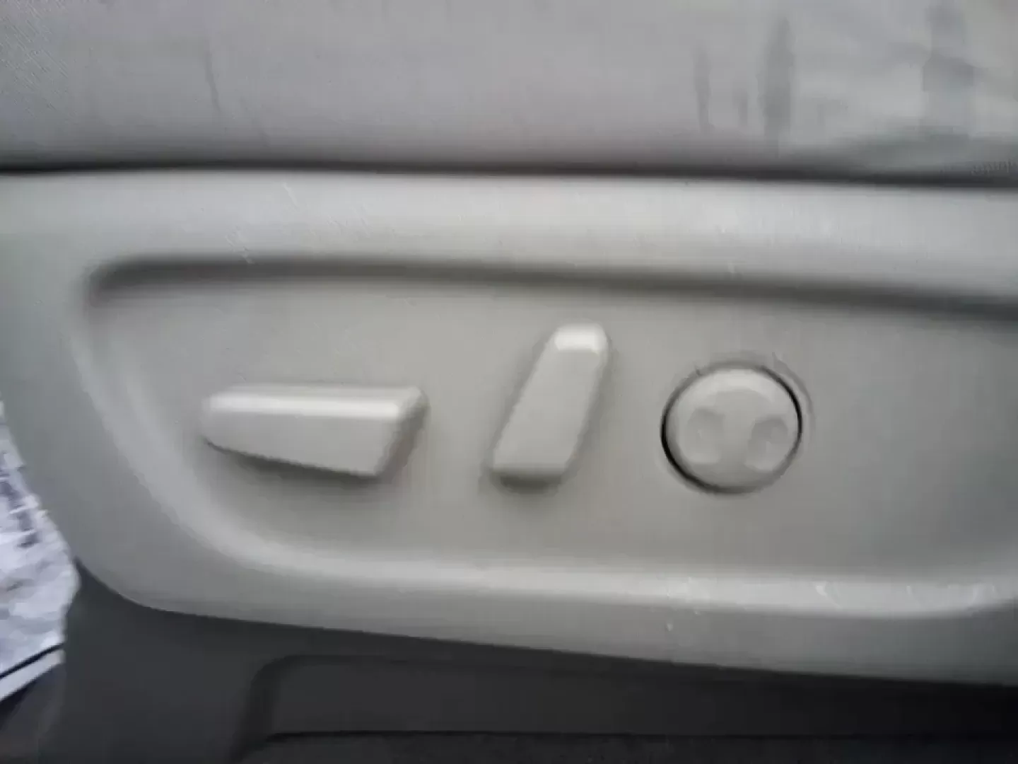 2016 Kia Sedona LX (KNDMB5C11G6) with an Lambda 3.3L V-6 gasoline direct injection engine, 6-Speed Automatic transmission, located at 880 E. National Road, Vandalia, OH, 45377, (937) 908-9800, 39.891918, -84.183594 - Picture your next weekend: the kids piled in with snacks and sports gear, a cooler in the back, and enough space so everyone can stretch out on the drive down South Dixie Dr toward Dayton's parks, festivals, and family attractions. If you need a dependable, budget-smart people mover that keeps daily - Photo#14