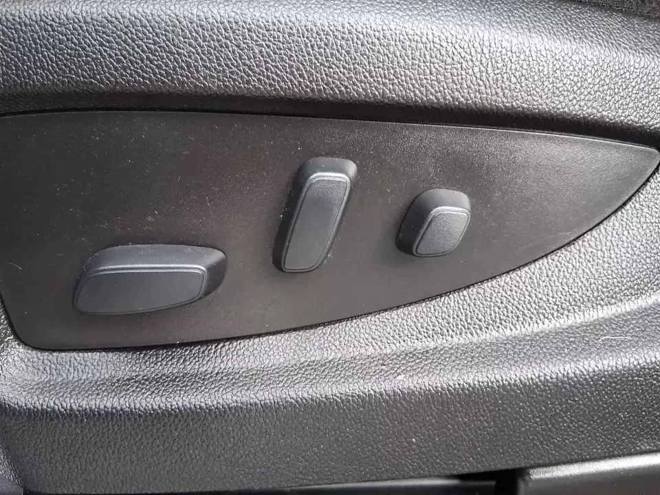 2017 Chevrolet Silverado 1500 2LT (3GCUKREH9HG) with an 4.3L V6 OHV 12V engine, 6A transmission, located at 8750 N County Rd 25A, Piqua, OH, 45356, (937) 908-9800, 40.164391, -84.232513 - Need a truck that can handle weekday work runs, weekend projects, and spontaneous road trips out toward Caesar Creek or up I75 without feeling like a compromise? This 2017 Chevrolet Silverado 1500 2LT Crew Cab 4WD is built for real life in the Miami Valley-roomy enough for friends or family, strong - Photo#17