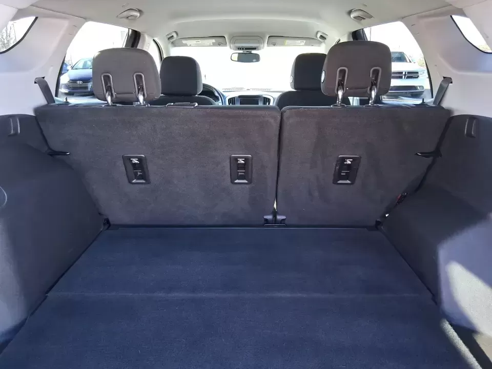 2018 GMC Terrain SLE (3GKALMEV3JL) with an 1.4L L4 DOHC 16V TURBO engine, 6A transmission, located at 1184 Kauffman Ave, Fairborn, OH, 45324, (937) 908-9800, 39.807072, -84.030914 - Need one SUV that can handle the weekday commute, the school drop-off line, and a spontaneous weekend escape to John Bryan State Park? This 2018 GMC Terrain SLE is built for real life in Fairborn-easy to park, comfortable for long drives, and versatile enough for groceries, gear, and everything in b - Photo#12