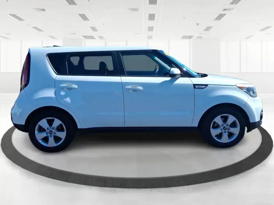 2019 Kia Soul Base (KNDJN2A20K7) with an 1.6L L4 DOHC 16V engine, 6M transmission, located at 1230 East Main St, Xenia, OH, 45385, (937) 908-9800, 39.688026, -83.910172 - Need a smart, easy-to-park ride for the daily commute down South Dixie Drive, quick errands near the Dayton Mall, or weekend drives out toward Carillon Historical Park? This 2019 Kia Soul Base in bright White is a practical, city-friendly wagon that fits real life in Moraine, Ohio-roomy enough for g - Photo#1