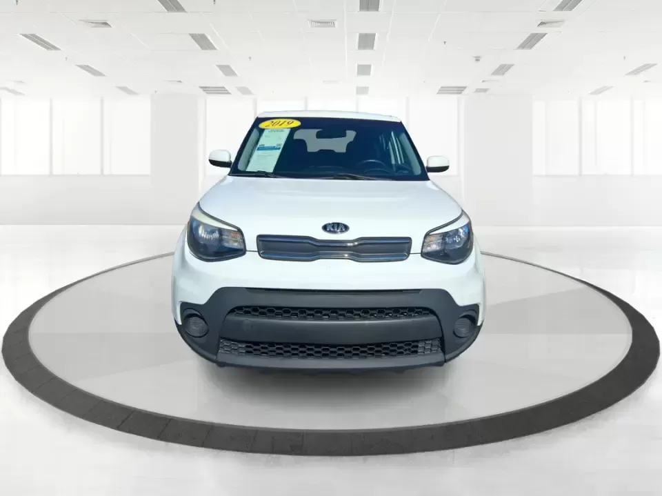 2019 Kia Soul Base (KNDJN2A20K7) with an 1.6L L4 DOHC 16V engine, 6M transmission, located at 1230 East Main St, Xenia, OH, 45385, (937) 908-9800, 39.688026, -83.910172 - Need a smart, easy-to-park ride for the daily commute down South Dixie Drive, quick errands near the Dayton Mall, or weekend drives out toward Carillon Historical Park? This 2019 Kia Soul Base in bright White is a practical, city-friendly wagon that fits real life in Moraine, Ohio-roomy enough for g - Photo#7