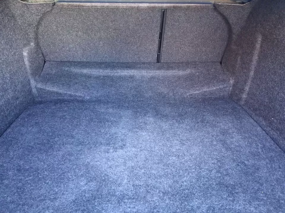 2017 Chevrolet Impala 1LT (1G1105S39HU) with an Ecotec 2.5L I-4 gasoline direct injection engine, 6A transmission, located at 8750 N County Rd 25A, Piqua, OH, 45356, (937) 908-9800, 40.164391, -84.232513 - Need a comfortable, confidence-inspiring sedan for long commutes up I75, daily school drop-offs, or weekend drives to the Miami County Fairgrounds? This 2017 Chevrolet Impala 1LT delivers big-car space, smooth highway manners, and smart tech-an ideal fit for busy families, rideshare drivers, and any - Photo#12