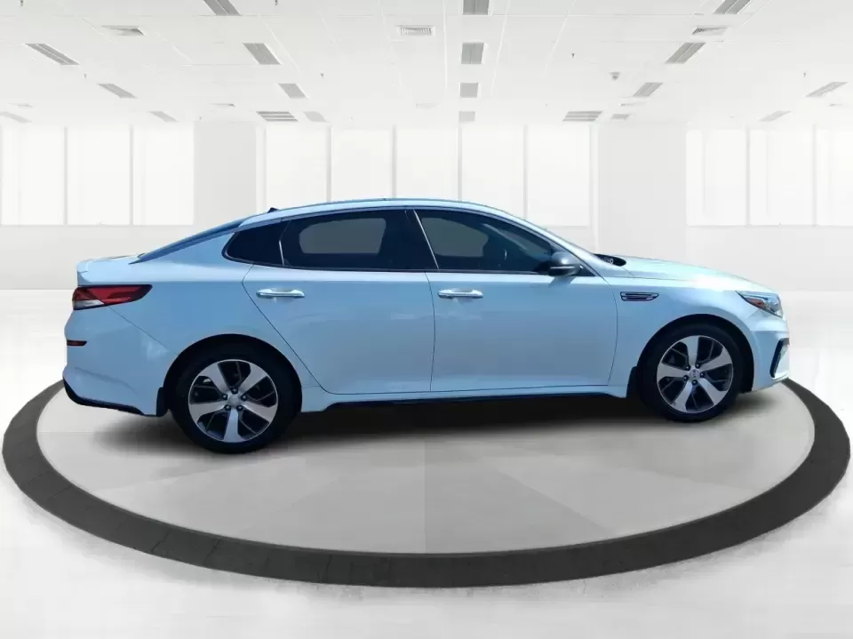 2019 Kia Optima S (5XXGT4L35KG) with an Theta II 2.4L I-4 gasoline direct injection engine, 6A transmission, located at 1099 N County Rd 25A , Troy, OH, 45373, (937) 908-9800, 40.057079, -84.212883 - Picture your next week going smoother: a comfortable, efficient sedan that makes the daily commute up I75, quick school drop-offs, and weekend runs to Dayton feel easy-without stretching your budget. This 2019 Kia Optima S is built for real life in Troy, Ohio, offering the space and technology busy - Photo#1