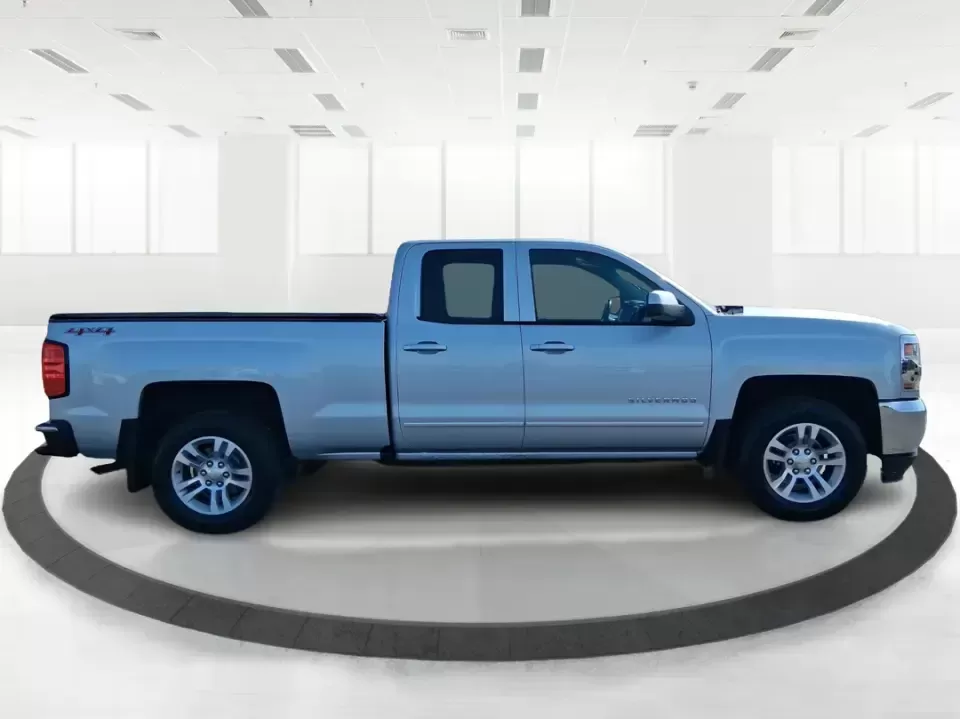 2016 Chevrolet Silverado 1500 1LT (1GCVKREC0GZ) with an EcoTec3 4.3L V-6 gasoline direct injection engine, 6A transmission, located at 4508 South Dixie Dr, Moraine, OH, 45439, (937) 908-9800, 39.689976, -84.218452 - Need a truck that can handle weekday work runs, weekend projects, and Ohio weather without flinching? This 2016 Chevrolet Silverado 1500 1LT Double Cab in Silver Ice Metallic is built for real life in Moraine-whether you're hauling supplies for a home upgrade, towing for a camping trip, or simply wa - Photo#1