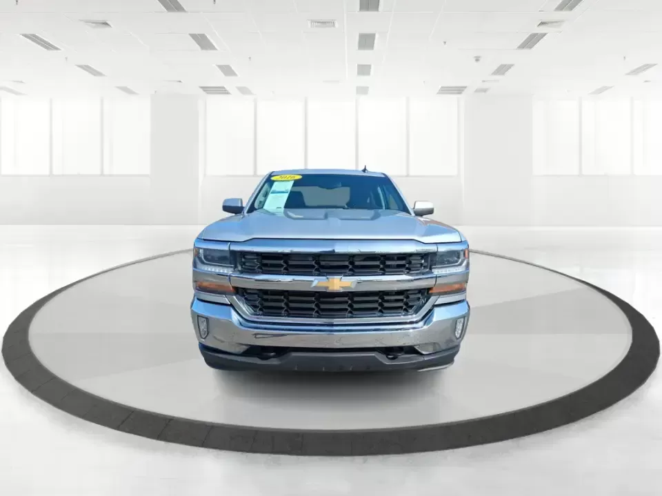 2016 Chevrolet Silverado 1500 1LT (1GCVKREC0GZ) with an EcoTec3 4.3L V-6 gasoline direct injection engine, 6A transmission, located at 4508 South Dixie Dr, Moraine, OH, 45439, (937) 908-9800, 39.689976, -84.218452 - Need a truck that can handle weekday work runs, weekend projects, and Ohio weather without flinching? This 2016 Chevrolet Silverado 1500 1LT Double Cab in Silver Ice Metallic is built for real life in Moraine-whether you're hauling supplies for a home upgrade, towing for a camping trip, or simply wa - Photo#7