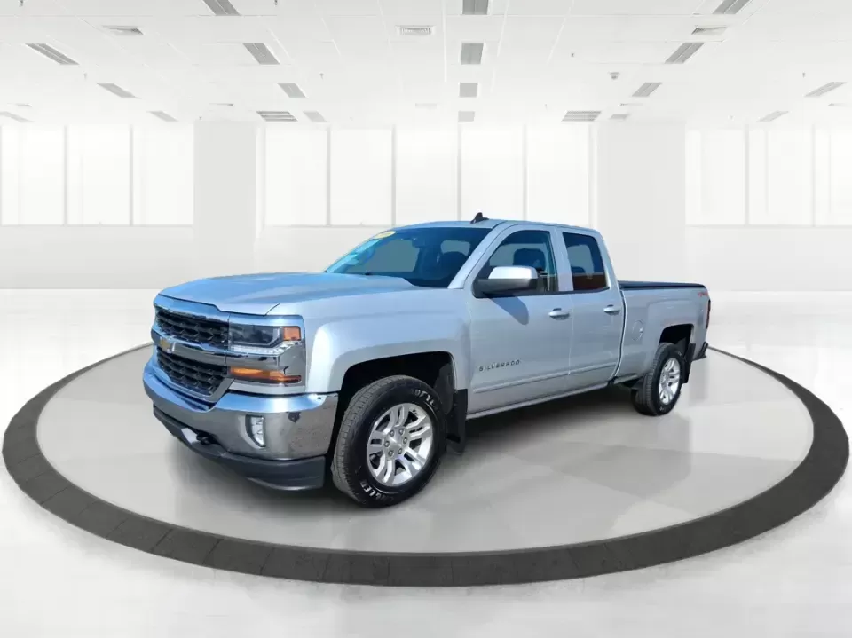 2016 Chevrolet Silverado 1500 1LT (1GCVKREC0GZ) with an EcoTec3 4.3L V-6 gasoline direct injection engine, 6A transmission, located at 4508 South Dixie Dr, Moraine, OH, 45439, (937) 908-9800, 39.689976, -84.218452 - Need a truck that can handle weekday work runs, weekend projects, and Ohio weather without flinching? This 2016 Chevrolet Silverado 1500 1LT Double Cab in Silver Ice Metallic is built for real life in Moraine-whether you're hauling supplies for a home upgrade, towing for a camping trip, or simply wa - Photo#8