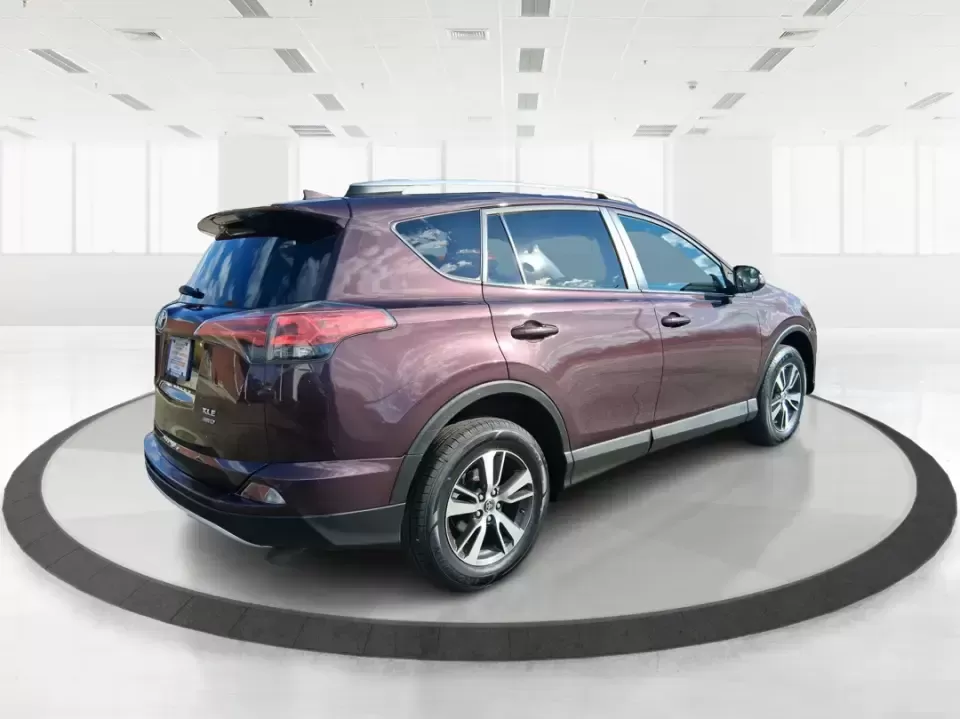 2016 Toyota RAV4 XLE (2T3RFREV9GW) with an 2.5L I-4 DOHC engine, 6A transmission, located at 401 Woodman Dr, Riverside, OH, 45431, (937) 908-9800, 39.760899, -84.123421 - Weekend road trips to Eastwood MetroPark, snowy commutes up I675, and everyday school-and-grocery runs around Riverside all get easier when you're driving an SUV that's ready for real life. This 2016 Toyota RAV4 XLE in eye-catching Barcelona Red Metallic blends Toyota reliability with the versatilit - Photo#2