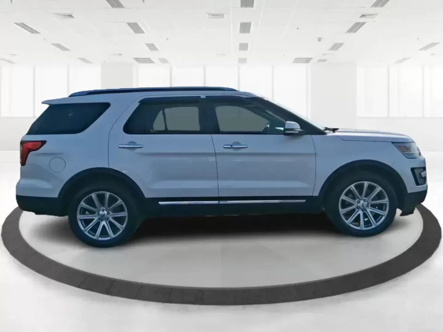 2017 Ford Explorer Limited (1FM5K8F88HG) with an EcoBoost 2.3L I-4 gasoline direct injection engine, 6A transmission, located at 1951 S Dayton Lakeview Rd., New Carlisle, OH, 45344, (937) 908-9800, 39.890999, -84.050255 - Pack up the crew, point the hood toward the next weekend getaway, and let one SUV handle the school run, the grocery haul, and the road trip to Hocking Hills without breaking a sweat. This 2017 Ford Explorer Limited 4WD in White Platinum Metallic Tri-Coat is built for real life in Ohio-comfortable f - Photo#1