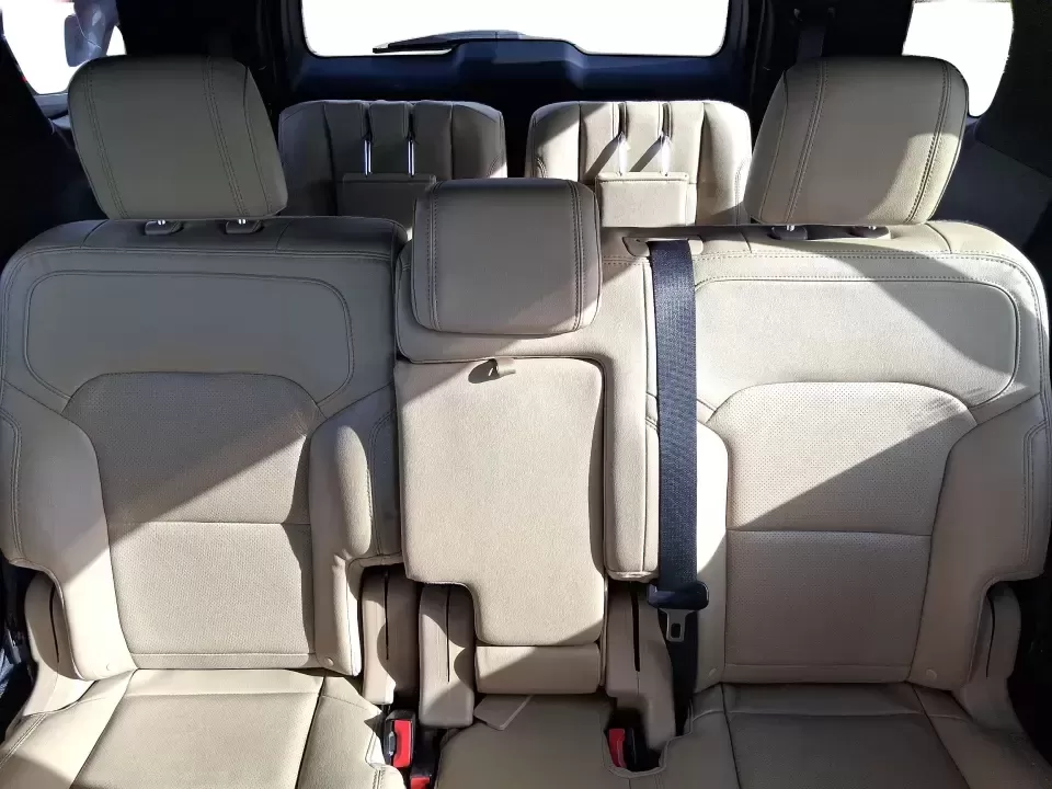 2017 Ford Explorer Limited (1FM5K8F88HG) with an EcoBoost 2.3L I-4 gasoline direct injection engine, 6A transmission, located at 1951 S Dayton Lakeview Rd., New Carlisle, OH, 45344, (937) 908-9800, 39.890999, -84.050255 - Pack up the crew, point the hood toward the next weekend getaway, and let one SUV handle the school run, the grocery haul, and the road trip to Hocking Hills without breaking a sweat. This 2017 Ford Explorer Limited 4WD in White Platinum Metallic Tri-Coat is built for real life in Ohio-comfortable f - Photo#14