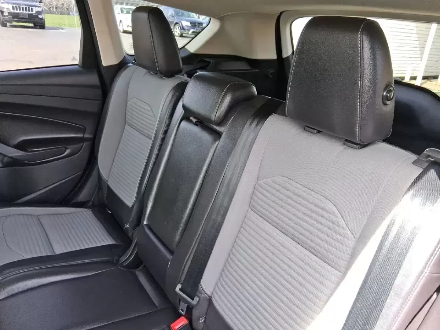 2017 Ford Escape SE (1FMCU9GD2HU) with an 1.5L L4 DOHC 16V engine, 6A transmission, located at 880 E. National Road, Vandalia, OH, 45377, (937) 908-9800, 39.891918, -84.183594 - Make every day easier-whether you're tackling a long commute up I-75, shuttling kids between school and practice, or packing up for a weekend escape to the Dayton area parks. This 2017 Ford Escape SE in Magnetic Metallic is the kind of compact SUV that fits real life in Vandalia, OH: easy to park, c - Photo#9