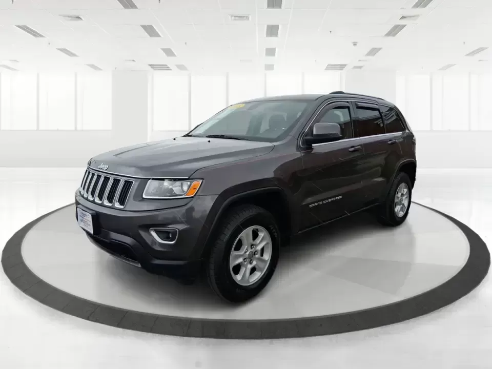 2015 Jeep Grand Cherokee Laredo (1C4RJFAG5FC) with an 3.6L V-6 DOHC engine, 8-Speed Automatic transmission, located at 1099 N County Rd 25A , Troy, OH, 45373, (937) 908-9800, 40.057079, -84.212883 - Need one SUV that can handle school drop-offs in the morning, a smooth I75 commute at lunchtime, and a last-minute weekend escape to the Miami Valley trails? This 2015 Jeep Grand Cherokee Laredo 4WD is built for real life in Troy, Ohio-comfortable enough for daily driving, confident enough for unpre - Photo#8