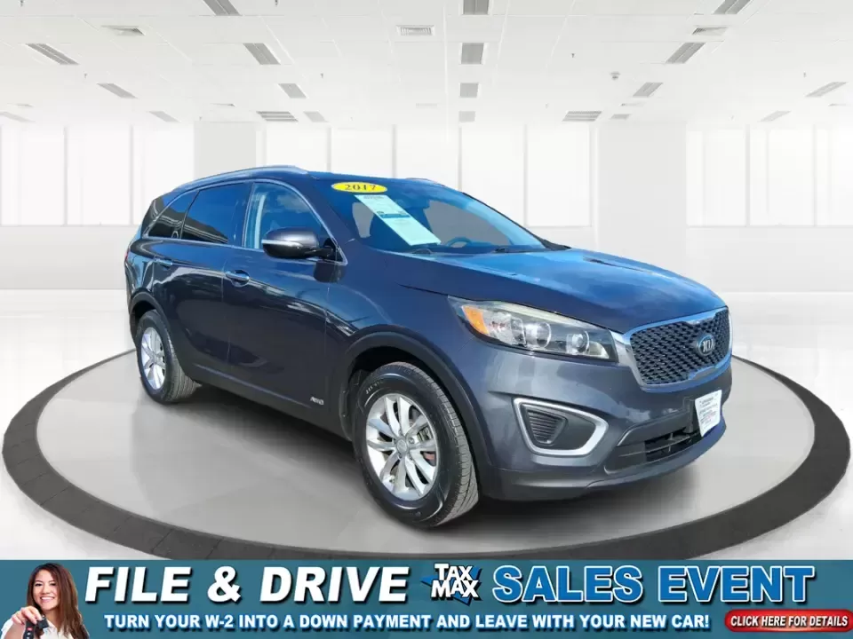 2017 Kia Sorento 2.4L LX (5XYPGDA36HG) with an 2.4L I-4 gasoline direct injection engine, 6A transmission, located at 1099 N County Rd 25A , Troy, OH, 45373, (937) 908-9800, 40.057079, -84.212883 - Picture your next weekend: groceries loaded, kids (or friends) comfortable in the back, and you're heading out of Troy for a quick getaway-maybe a stroll through downtown near the Miami River, a stop by Hobart Arena for an event, or an easy cruise up I75 toward Dayton. This 2017 Kia Sorento 2.4L LX - Photo#0