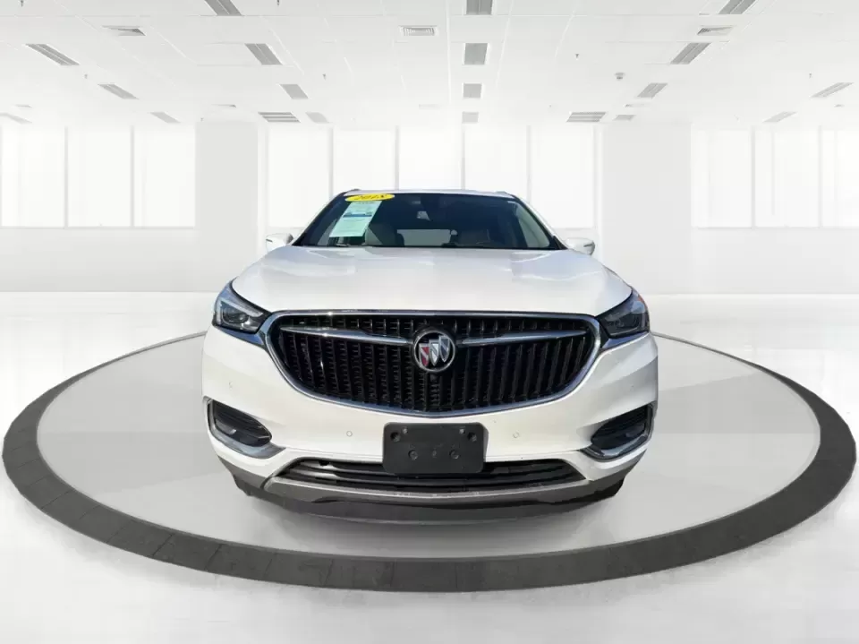 2018 Buick Enclave Premium (5GAEVBKW6JJ) with an 3.6L V-6 gasoline direct injection engine, 9A transmission, located at 1099 N County Rd 25A , Troy, OH, 45373, (937) 908-9800, 40.057079, -84.212883 - Pack the kids, queue up a playlist, and point the nose toward your next weekend getaway-this 2018 Buick Enclave Premium is built for real life in Troy, Ohio, whether you're doing school drop-offs, a long commute down I-75, or a comfortable road trip to Dayton, Columbus, or the Miami Valley. With thr - Photo#7