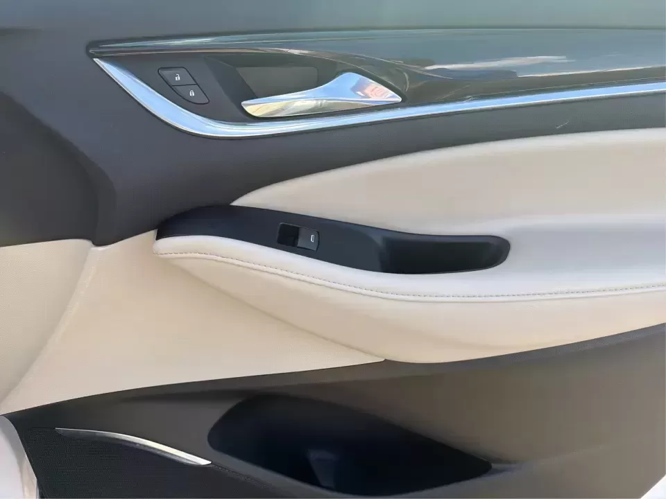 2018 Buick Enclave Premium (5GAEVBKW6JJ) with an 3.6L V-6 gasoline direct injection engine, 9A transmission, located at 1099 N County Rd 25A , Troy, OH, 45373, (937) 908-9800, 40.057079, -84.212883 - Pack the kids, queue up a playlist, and point the nose toward your next weekend getaway-this 2018 Buick Enclave Premium is built for real life in Troy, Ohio, whether you're doing school drop-offs, a long commute down I-75, or a comfortable road trip to Dayton, Columbus, or the Miami Valley. With thr - Photo#20