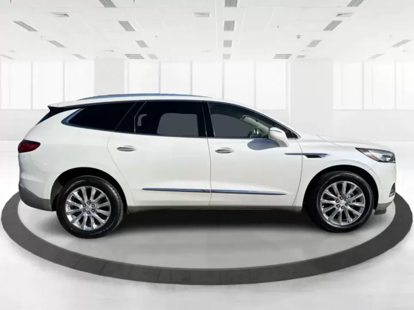 2018 Buick Enclave Premium (5GAEVBKW6JJ) with an 3.6L V-6 gasoline direct injection engine, 9A transmission, located at 1230 East Main St, Xenia, OH, 45385, (937) 908-9800, 39.688026, -83.910172 - Pack the kids, queue up a playlist, and point the nose toward your next weekend getaway-this 2018 Buick Enclave Premium is built for real life in Troy, Ohio, whether you're doing school drop-offs, a long commute down I-75, or a comfortable road trip to Dayton, Columbus, or the Miami Valley. With thr - Photo#1