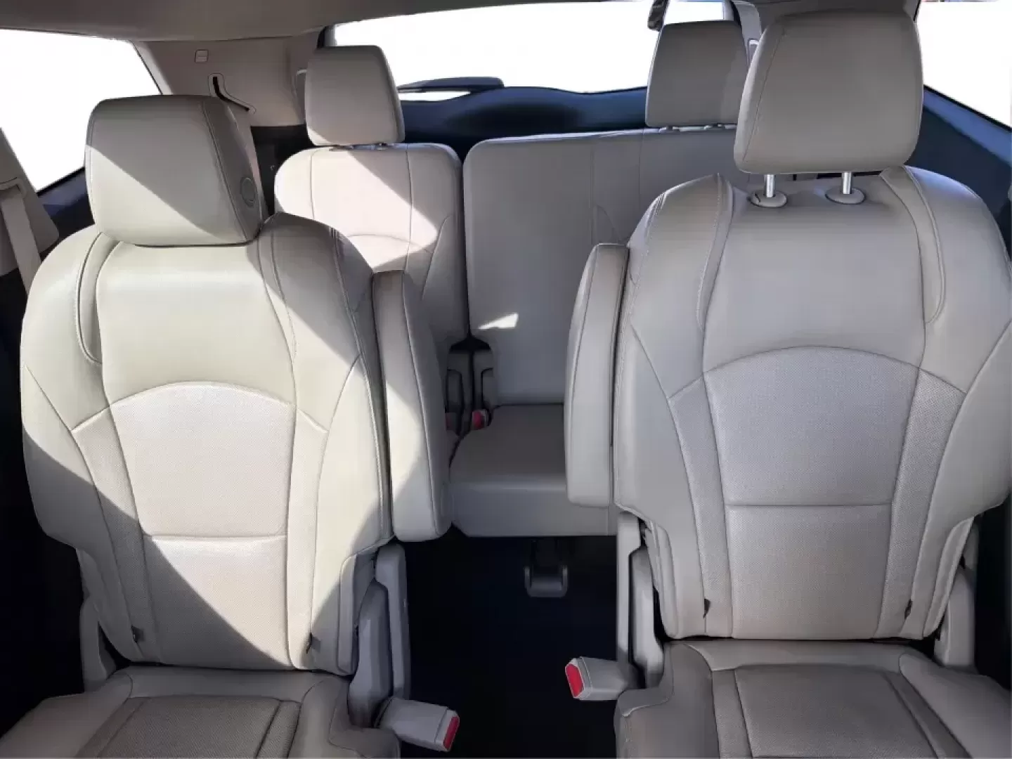 2018 Buick Enclave Premium (5GAEVBKW6JJ) with an 3.6L V-6 gasoline direct injection engine, 9A transmission, located at 1230 East Main St, Xenia, OH, 45385, (937) 908-9800, 39.688026, -83.910172 - Pack the kids, queue up a playlist, and point the nose toward your next weekend getaway-this 2018 Buick Enclave Premium is built for real life in Troy, Ohio, whether you're doing school drop-offs, a long commute down I-75, or a comfortable road trip to Dayton, Columbus, or the Miami Valley. With thr - Photo#14
