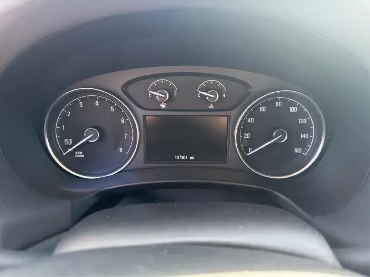 2018 Buick Enclave Premium (5GAEVBKW6JJ) with an 3.6L V-6 gasoline direct injection engine, 9A transmission, located at 1230 East Main St, Xenia, OH, 45385, (937) 908-9800, 39.688026, -83.910172 - Pack the kids, queue up a playlist, and point the nose toward your next weekend getaway-this 2018 Buick Enclave Premium is built for real life in Troy, Ohio, whether you're doing school drop-offs, a long commute down I-75, or a comfortable road trip to Dayton, Columbus, or the Miami Valley. With thr - Photo#15