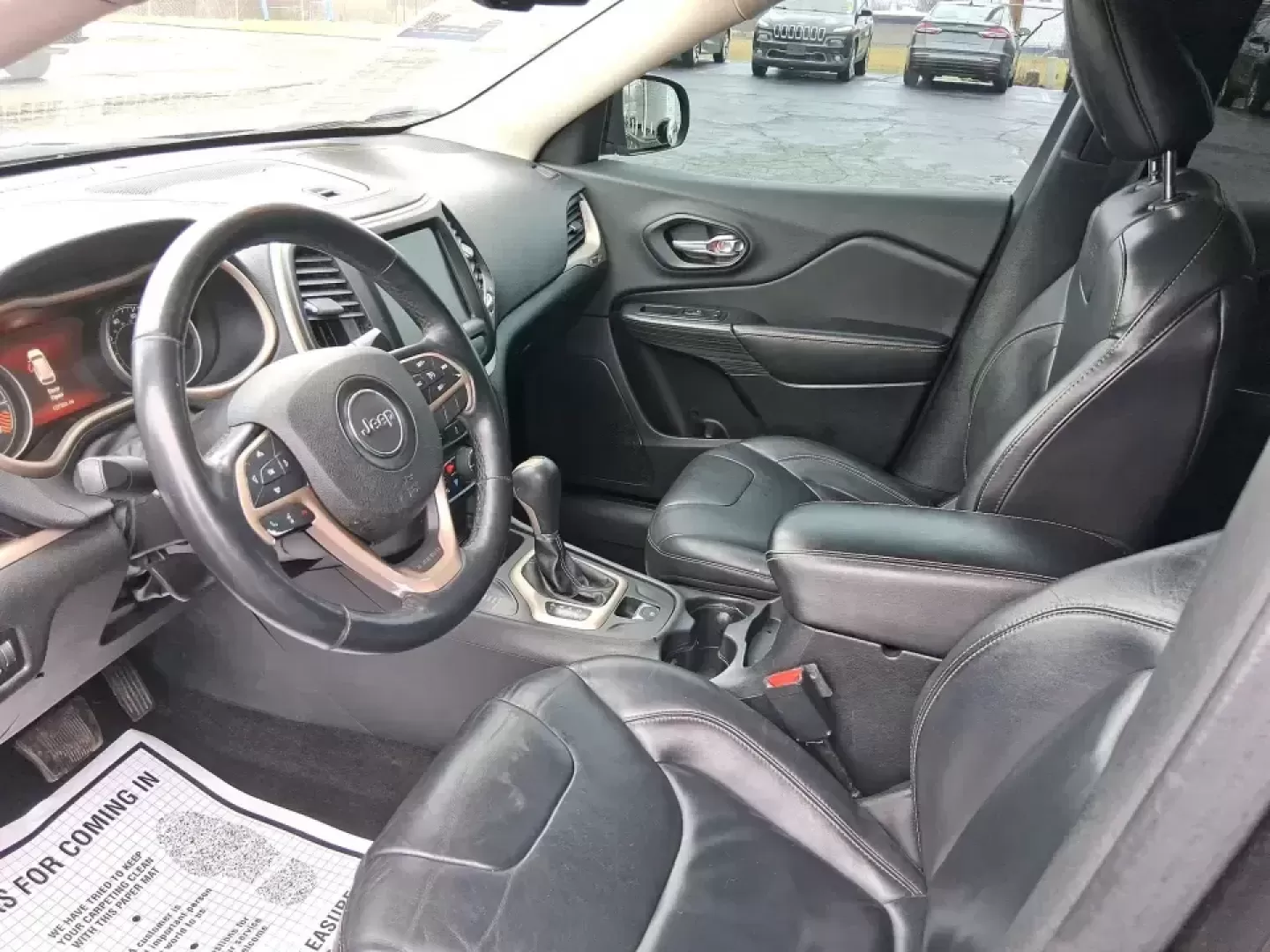 2015 Jeep Cherokee Limited (1C4PJMDBXFW) with an 2.4L L4 DOHC 16V engine, 9-Speed Automatic transmission, located at 401 Woodman Dr, Riverside, OH, 45431, (937) 908-9800, 39.760899, -84.123421 - Need one vehicle that can handle the weekday grind and still feel ready for a last-minute getaway? This 2015 Jeep Cherokee Limited 4WD in Brilliant Black Crystal Pearlcoat is built for Riverside life-comfortable for daily commutes, confident in Ohio weather, and versatile enough for road trips, socc - Photo#9