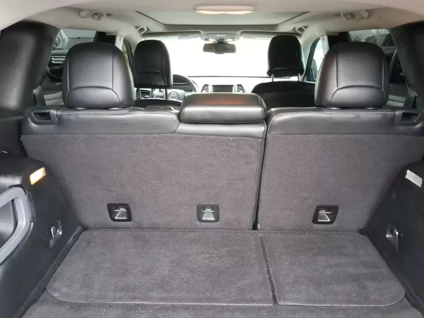 2015 Jeep Cherokee Limited (1C4PJMDBXFW) with an 2.4L L4 DOHC 16V engine, 9-Speed Automatic transmission, located at 401 Woodman Dr, Riverside, OH, 45431, (937) 908-9800, 39.760899, -84.123421 - Need one vehicle that can handle the weekday grind and still feel ready for a last-minute getaway? This 2015 Jeep Cherokee Limited 4WD in Brilliant Black Crystal Pearlcoat is built for Riverside life-comfortable for daily commutes, confident in Ohio weather, and versatile enough for road trips, socc - Photo#12