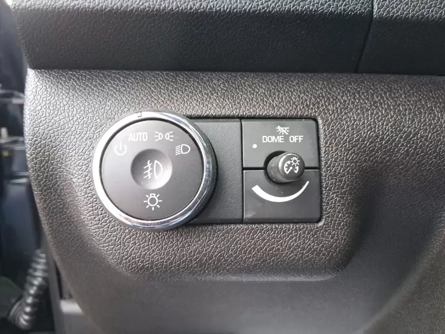 2012 GMC Acadia SL (1GKKRNED6CJ) with an 3.6L V-6 gasoline direct injection engine, 6-Speed Automatic transmission, located at 8750 N County Rd 25A, Piqua, OH, 45356, (937) 908-9800, 40.164391, -84.232513 - Pack up the kids, load the cooler, and point the SUV toward your next weekend getaway-this 2012 GMC Acadia SL is built for real-life Ohio driving, from school drop-offs and long commutes to road trips up I-75 and errands around Piqua. With three-row versatility, confident road manners, and family-fr - Photo#17