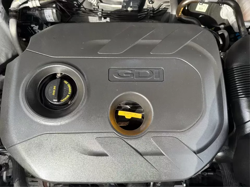 2019 Hyundai Tucson Value (KM8J33A41KU) with an Nu 2L I-4 gasoline direct injection engine, 6A transmission, located at 8750 N County Rd 25A, Piqua, OH, 45356, (937) 908-9800, 40.164391, -84.232513 - Picture your next Ohio weekend: loading up the cooler, tossing sports gear in the back, and cruising from Piqua to a family cookout or a quick getaway-without stressing about space, comfort, or the road ahead. This **2019 Hyundai Tucson Value** in **White Pearl** is the kind of compact SUV that fits - Photo#11