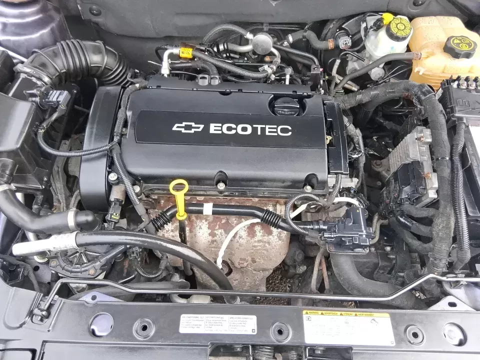 2014 Chevrolet Cruze LS Auto (1G1PA5SG7E7) with an ECOTEC 1.8L I-4 DOHC engine, 6-Speed Automatic transmission, located at 401 Woodman Dr, Riverside, OH, 45431, (937) 908-9800, 39.760899, -84.123421 - Picture a dependable daily commuter that still feels comfortable for weekend errands, school drop-offs, and the occasional road trip down I-675 or US-35-this 2014 Chevrolet Cruze LS Auto is the kind of practical sedan that fits real life in the Dayton area. Finished in Atlantis Blue Metallic, it's e - Photo#11