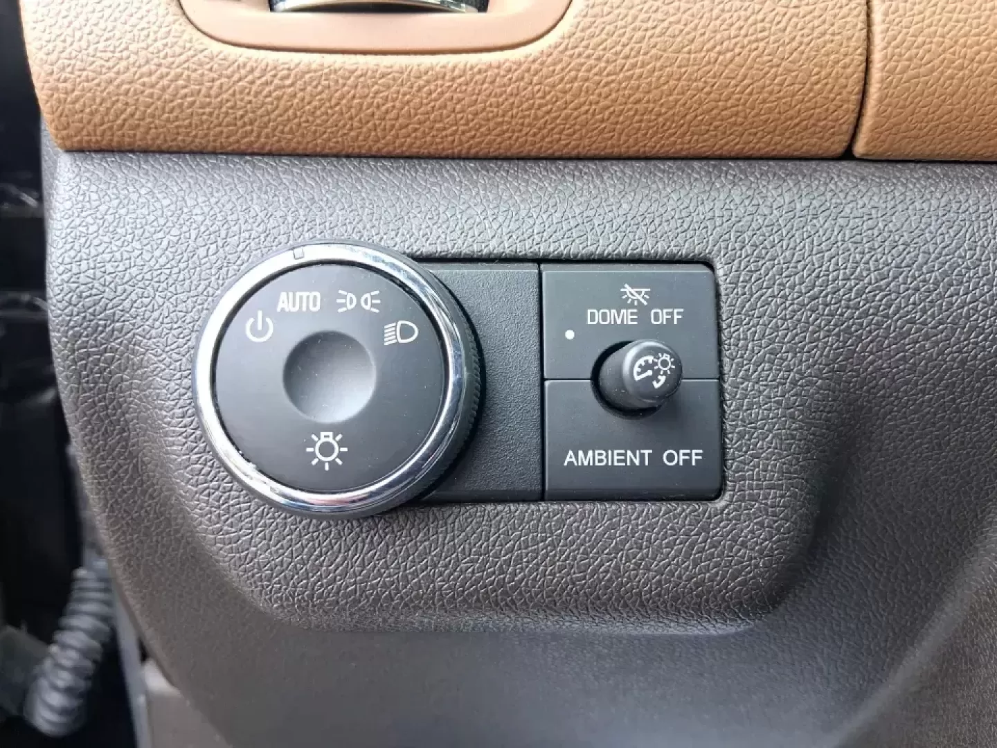 2016 Buick Enclave Premium (5GAKVCKD0GJ) with an 3.6L V-6 gasoline direct injection engine, 6A transmission, located at 8750 N County Rd 25A, Piqua, OH, 45356, (937) 908-9800, 40.164391, -84.232513 - Load up the kids, the cooler, and everyone's weekend plans-this 2016 Buick Enclave Premium is built for real life in West Central Ohio, from school drop-offs and long commutes to road trips up I-75 and family days at the Miami County Fairgrounds. With three rows of seating, confident AWD capability, - Photo#16