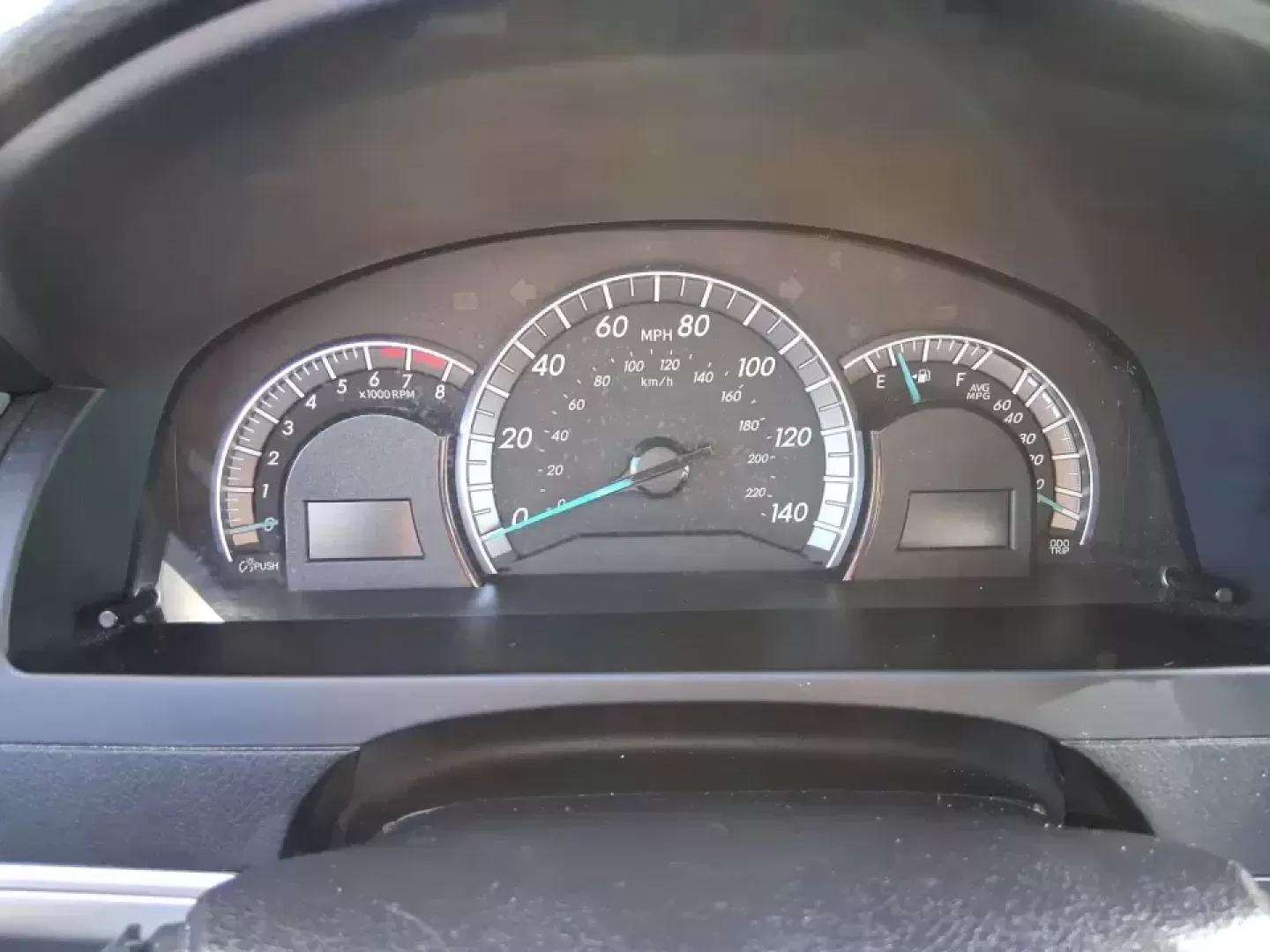 2014 Toyota Camry SE (4T1BF1FK4EU) with an 2.5L I-4 DOHC engine, 6-Speed Automatic transmission, located at 401 Woodman Dr, Riverside, OH, 45431, (937) 908-9800, 39.760899, -84.123421 - Picture your next week going smoother: a reliable commuter for the drive to Wright-Patterson AFB, an easy-to-park sedan for errands around Riverside, and a comfortable ride for weekend trips toward downtown Dayton or a quick loop on I-675. This 2014 Toyota Camry SE is built for real life-dependable, - Photo#15