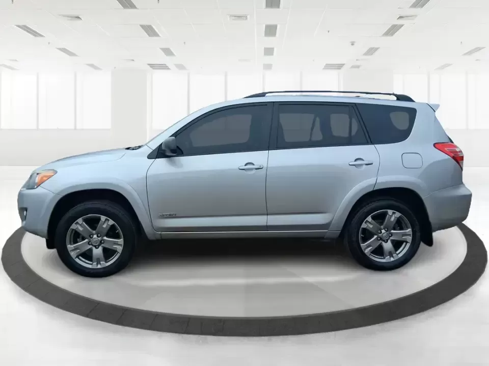 2010 Toyota RAV4 Sport (2T3WF4DV4AW) with an 2.5L I-4 DOHC engine, 4-Speed Automatic transmission, located at 401 Woodman Dr, Riverside, OH, 45431, (937) 908-9800, 39.760899, -84.123421 - Pack up the kids, load the groceries, or point the nose toward a weekend getaway-this 2010 Toyota RAV4 Sport is the kind of SUV that fits real life in Riverside. Whether you're commuting along I-70, running errands near Woodman Drive, or planning a quick escape to the National Museum of the U.S. Air - Photo#5