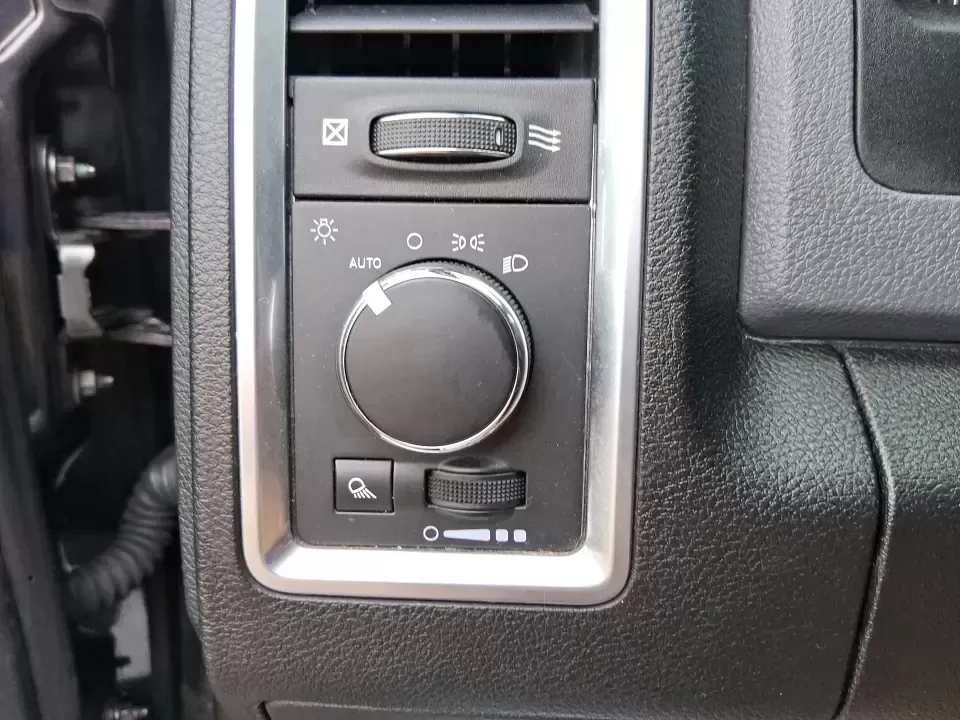 2019 Ram 1500 SLT Crew Cab 4x4 5'7 Box (1C6RR7LT2KS) with an 5.7L V8 OHV 16V engine, 8A transmission, located at 1099 N County Rd 25A , Troy, OH, 45373, (937) 908-9800, 40.057079, -84.212883 - Weekend projects, lake days, and long Midwest road trips all get easier when you've got a truck that can haul, tow, and still keep everyone comfortable. This **2019 Ram 1500 SLT Crew Cab 4x4 (5'7-in box)** is built for real life in **Troy, Ohio**-whether you're loading up gear for a day at **Hobart - Photo#16