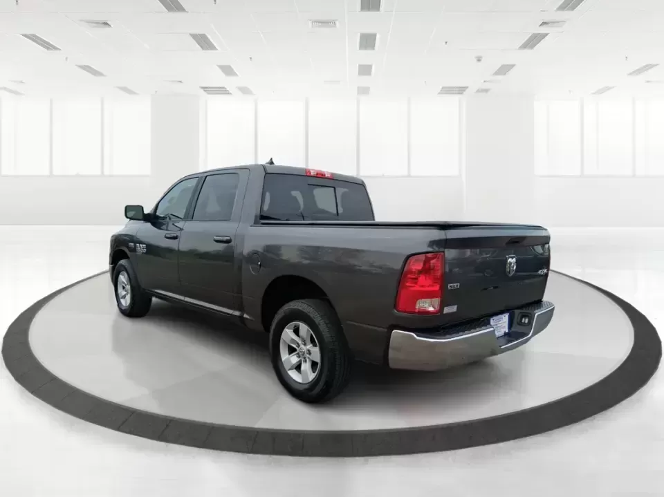 2019 Ram 1500 SLT Crew Cab SWB 4WD (1C6RR7LT2KS) with an 5.7L V8 OHV 16V engine, 8A transmission, located at 1230 East Main St, Xenia, OH, 45385, (937) 908-9800, 39.688026, -83.910172 - Built for Ohio weekends and hard-working weekdays, this 2019 Ram 1500 SLT Crew Cab SWB 4WD is the kind of truck that fits real life-towing a trailer to Caesar Creek, hauling home improvement supplies after a run down US-35, or loading up the family for a day at the Greene County Fairgrounds. Finishe - Photo#4