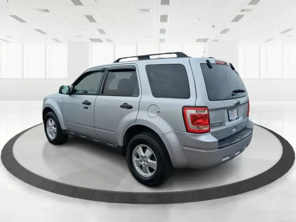 2012 Ford Escape XLT 4WD (1FMCU9D70CK) with an 2.5L L4 DOHC 16V engine, 6-Speed Automatic transmission, located at 880 E. National Road, Vandalia, OH, 45377, (937) 908-9800, 39.891918, -84.183594 - Pack up the kids, the dog, and a weekend's worth of gear-this 2012 Ford Escape XLT 4WD is the kind of SUV that fits real life in Vandalia. Whether you're commuting down I75 toward Dayton, running errands along National Road, or heading out for a quick getaway to Taylorsville MetroPark, the Escape's- Photo#4