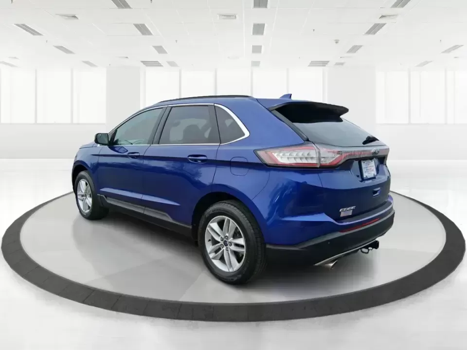2015 Ford Edge SEL (2FMPK4J88FB) with an 3.5L V6 DOHC 24V engine, 6A transmission, located at 1951 S Dayton Lakeview Rd., New Carlisle, OH, 45344, (937) 908-9800, 39.890999, -84.050255 - Picture your next Ohio weekend: a quick grocery run through New Carlisle turns into a spontaneous drive out toward the Mad River, a family outing near the Clark County Fairgrounds, or an easy road trip down I70 and I675 with everyone comfortable and your gear packed. This 2015 Ford Edge SEL is built - Photo#4