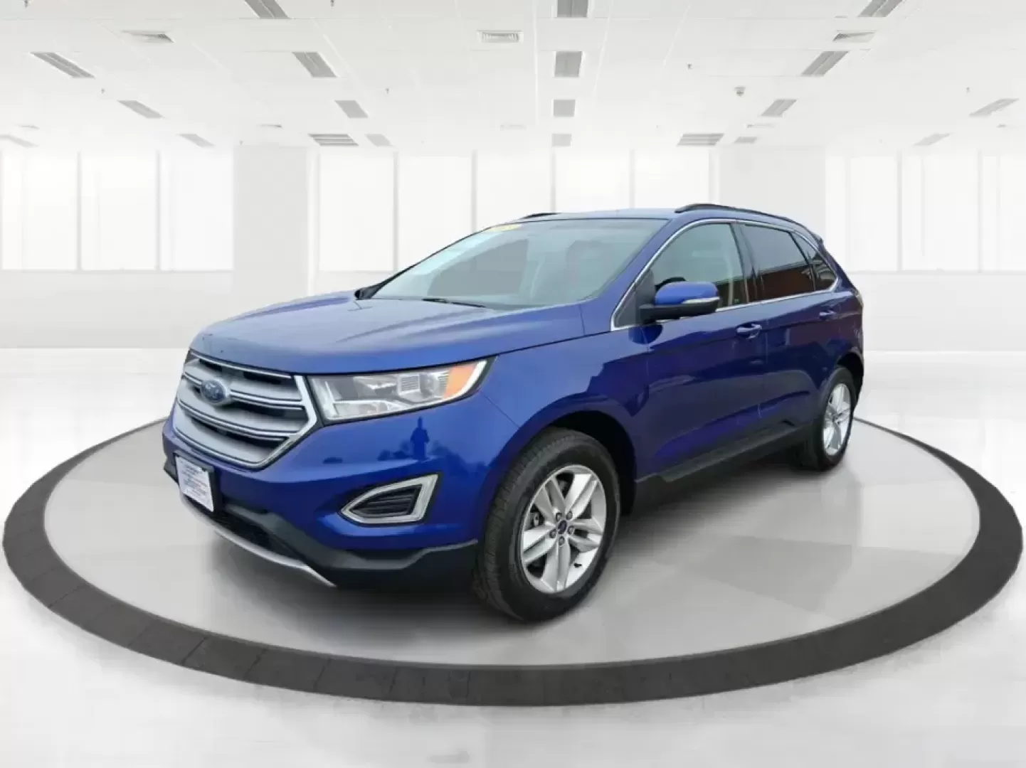 2015 Ford Edge SEL (2FMPK4J88FB) with an 3.5L V6 DOHC 24V engine, 6A transmission, located at 880 E. National Road, Vandalia, OH, 45377, (937) 908-9800, 39.891918, -84.183594 - Picture your next Ohio weekend: a quick grocery run through New Carlisle turns into a spontaneous drive out toward the Mad River, a family outing near the Clark County Fairgrounds, or an easy road trip down I70 and I675 with everyone comfortable and your gear packed. This 2015 Ford Edge SEL is built - Photo#8