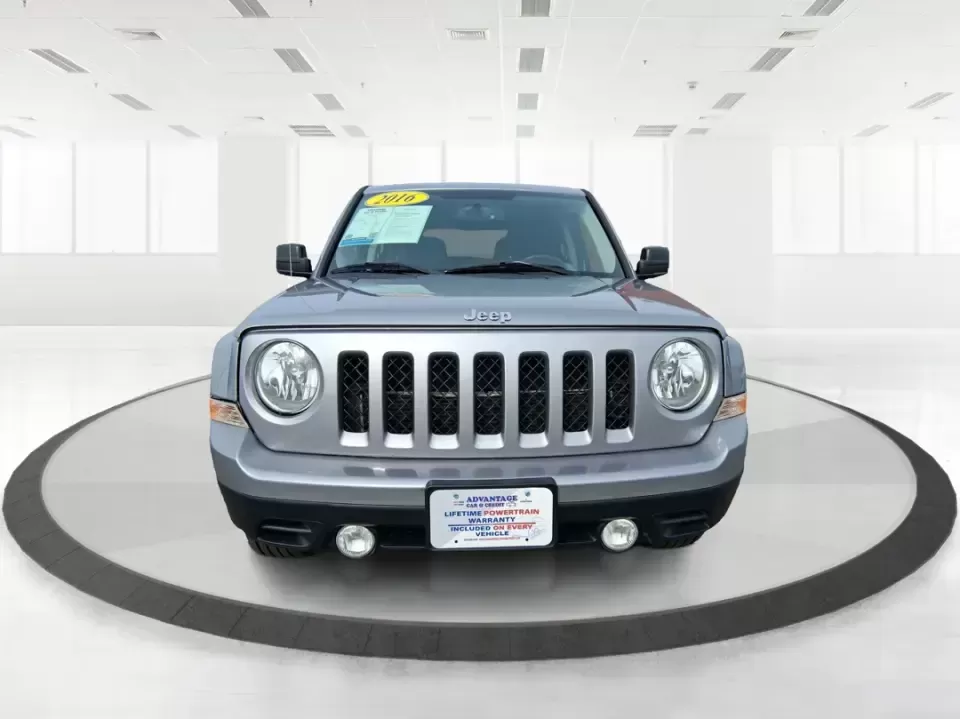 2016 Jeep Patriot Sport (1C4NJRBB2GD) with an 2.4L I-4 DOHC engine, located at 1230 East Main St, Xenia, OH, 45385, (937) 908-9800, 39.688026, -83.910172 - Ready for weekend escapes to John Bryan State Park, a confident commute down US-35, or a practical SUV that can handle Ohio's surprise weather? This 2016 Jeep Patriot Sport in Billet Silver Metallic Clearcoat is built for drivers who want everyday flexibility-room for errands and gear, sure-footed c - Photo#7