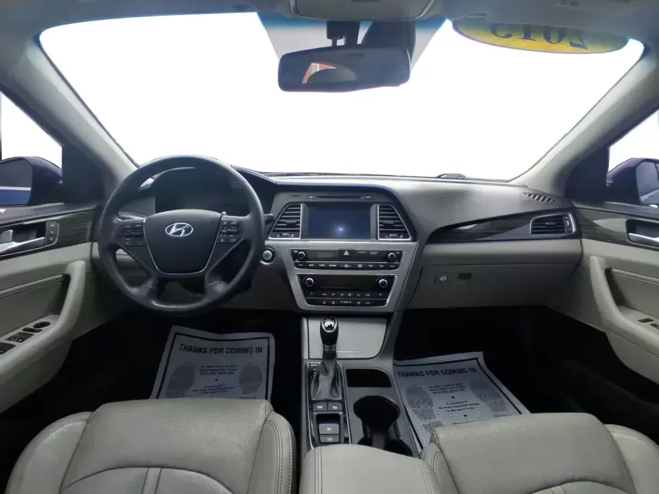 2015 Hyundai Sonata Limited (5NPE34AF5FH) with an 2.4L I-4 gasoline direct injection engine, 6-Speed Automatic transmission, located at 1951 S Dayton Lakeview Rd., New Carlisle, OH, 45344, (937) 908-9800, 39.890999, -84.050255 - Picture your next week going smoother: an easy highway commute up I75, a comfortable school drop-off run through Piqua, and a weekend drive to the Miami County Fairgrounds-all in a sedan that feels upscale without the upscale price. This **2015 Hyundai Sonata Limited** in **Lakeside Blue** is built - Photo#20