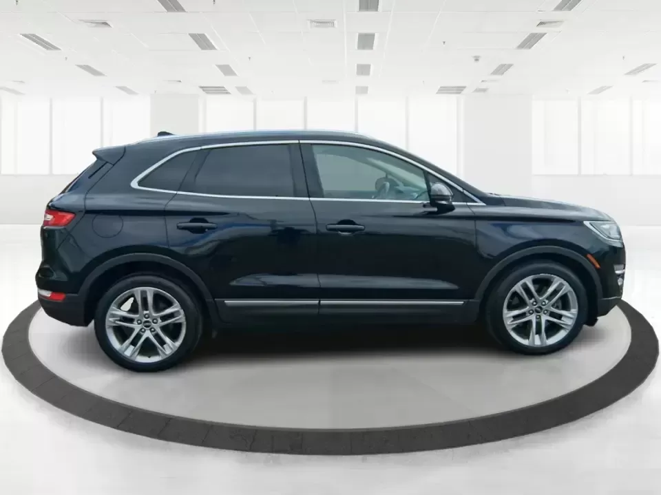 2017 Lincoln MKC Reserve (5LMCJ3D97HU) with an 2.0L L4 DOHC 16V engine, 6A transmission, located at 8750 N County Rd 25A, Piqua, OH, 45356, (937) 908-9800, 40.164391, -84.232513 - Picture your next road trip starting in Piqua with the family loaded up, playlists queued, and plenty of room for luggage-then finishing the day with a quiet, comfortable drive home on I75. This 2017 Lincoln MKC Reserve SUV is built for real life: long commutes, weekend getaways to Indian Lake, and - Photo#0