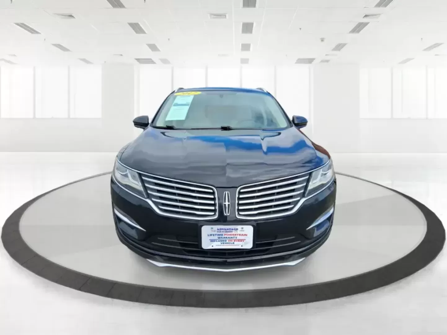 2017 Lincoln MKC Reserve (5LMCJ3D97HU) with an 2.0L L4 DOHC 16V engine, 6A transmission, located at 8750 N County Rd 25A, Piqua, OH, 45356, (937) 908-9800, 40.164391, -84.232513 - Picture your next road trip starting in Piqua with the family loaded up, playlists queued, and plenty of room for luggage-then finishing the day with a quiet, comfortable drive home on I75. This 2017 Lincoln MKC Reserve SUV is built for real life: long commutes, weekend getaways to Indian Lake, and - Photo#7