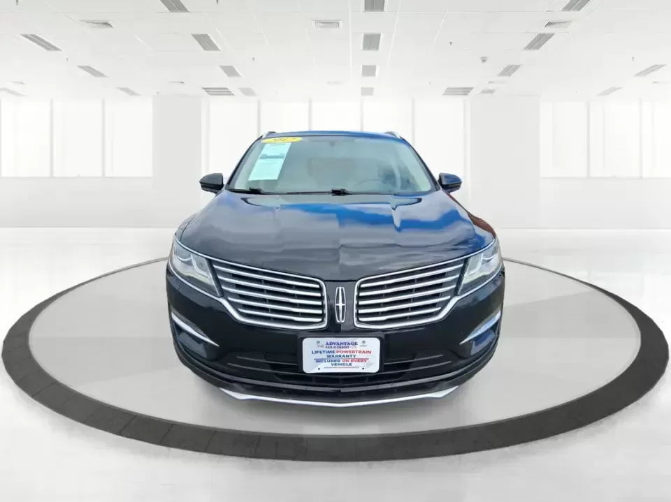 2017 Lincoln MKC Reserve (5LMCJ3D97HU) with an 2.0L L4 DOHC 16V engine, 6A transmission, located at 8750 N County Rd 25A, Piqua, OH, 45356, (937) 908-9800, 40.164391, -84.232513 - Picture your next road trip starting in Piqua with the family loaded up, playlists queued, and plenty of room for luggage-then finishing the day with a quiet, comfortable drive home on I75. This 2017 Lincoln MKC Reserve SUV is built for real life: long commutes, weekend getaways to Indian Lake, and - Photo#6