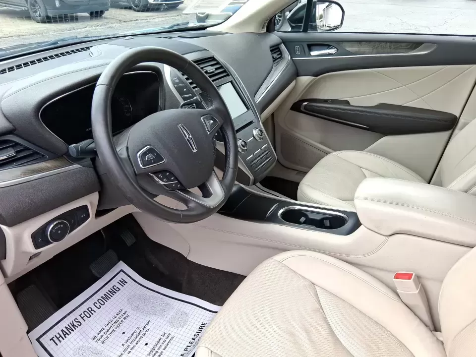 2017 Lincoln MKC Reserve (5LMCJ3D97HU) with an 2.0L L4 DOHC 16V engine, 6A transmission, located at 8750 N County Rd 25A, Piqua, OH, 45356, (937) 908-9800, 40.164391, -84.232513 - Picture your next road trip starting in Piqua with the family loaded up, playlists queued, and plenty of room for luggage-then finishing the day with a quiet, comfortable drive home on I75. This 2017 Lincoln MKC Reserve SUV is built for real life: long commutes, weekend getaways to Indian Lake, and - Photo#8