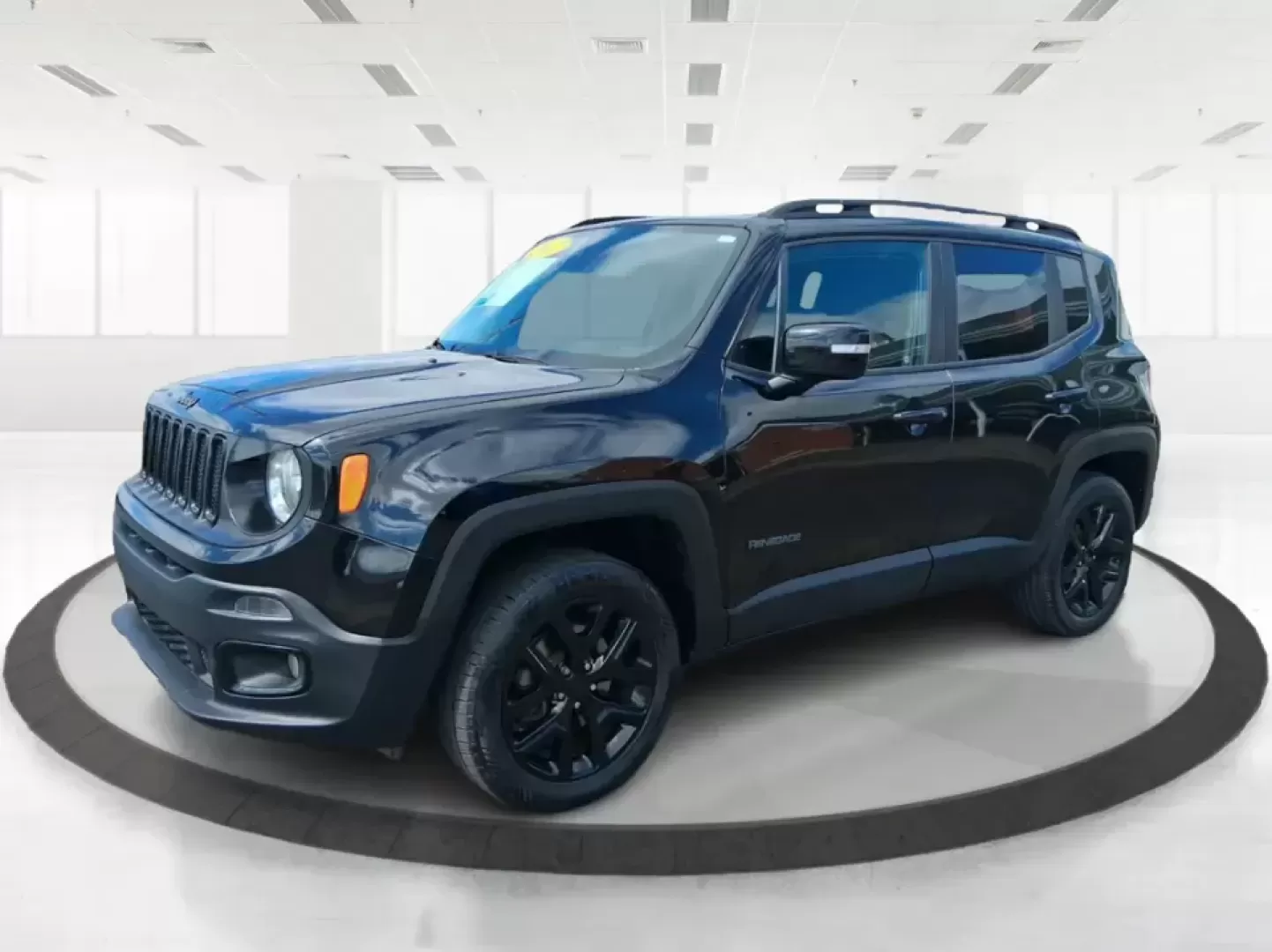 2017 Jeep Renegade Altitude 4x4 (ZACCJBBBXHP) with an 2.4L L4 DOHC 16V engine, 6M transmission, located at 4508 South Dixie Dr, Moraine, OH, 45439, (937) 908-9800, 39.689976, -84.218452 - Picture your next Ohio weekend: loading up the gear for a quick getaway to Carillon Historical Park, meeting friends near The Greene for dinner, or taking the scenic back roads out toward Caesar Creek-without worrying about the weather. This 2017 Jeep Renegade Altitude 4x4 is built for real-life ver - Photo#8
