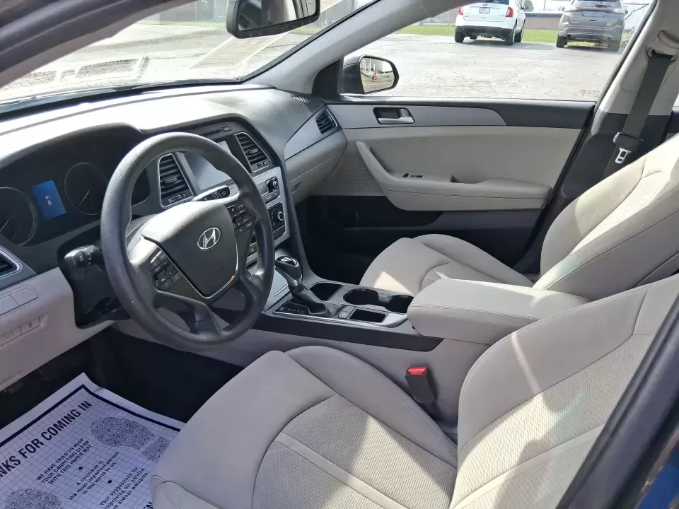 2017 Hyundai Sonata SE (5NPE24AF7HH) with an 2.4L I-4 gasoline direct injection engine, 7A transmission, located at 1099 N County Rd 25A , Troy, OH, 45373, (937) 908-9800, 40.057079, -84.212883 - Need a dependable sedan for the daily commute down I75, quick errands around Troy, or comfortable weekend drives to Dayton? This 2017 Hyundai Sonata SE in Phantom Black is an easy-to-live-with choice for practical drivers who want modern safety, efficient performance, and a smooth ride-without payin - Photo#9