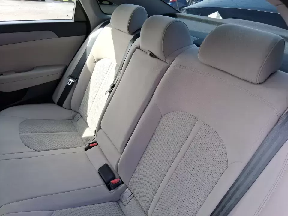 2017 Hyundai Sonata SE (5NPE24AF7HH) with an 2.4L I-4 gasoline direct injection engine, 7A transmission, located at 1099 N County Rd 25A , Troy, OH, 45373, (937) 908-9800, 40.057079, -84.212883 - Need a dependable sedan for the daily commute down I75, quick errands around Troy, or comfortable weekend drives to Dayton? This 2017 Hyundai Sonata SE in Phantom Black is an easy-to-live-with choice for practical drivers who want modern safety, efficient performance, and a smooth ride-without payin - Photo#10