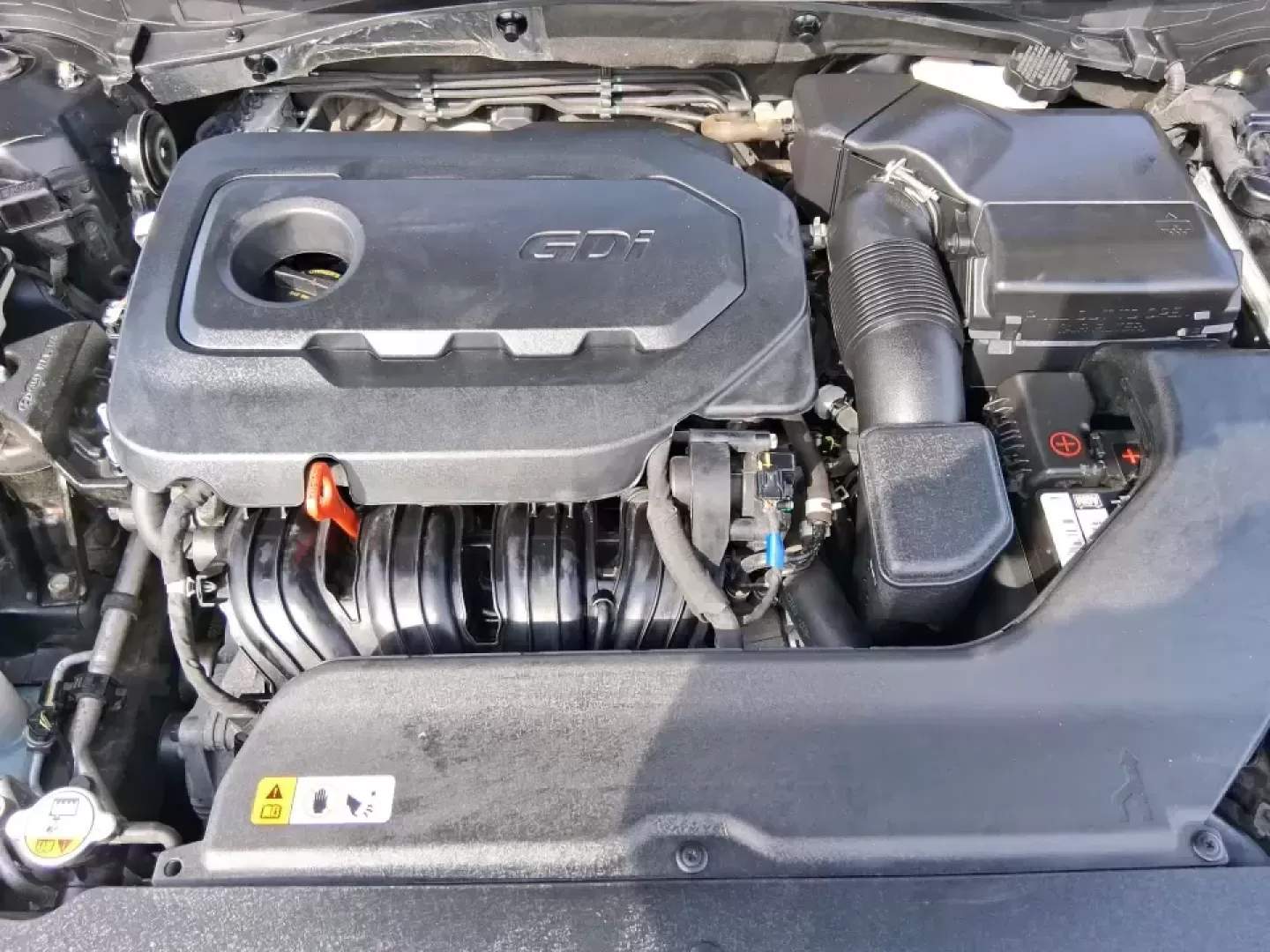 2017 Hyundai Sonata SE (5NPE24AF7HH) with an 2.4L I-4 gasoline direct injection engine, 7A transmission, located at 1230 East Main St, Xenia, OH, 45385, (937) 908-9800, 39.688026, -83.910172 - Need a dependable sedan for the daily commute down I75, quick errands around Troy, or comfortable weekend drives to Dayton? This 2017 Hyundai Sonata SE in Phantom Black is an easy-to-live-with choice for practical drivers who want modern safety, efficient performance, and a smooth ride-without payin - Photo#11