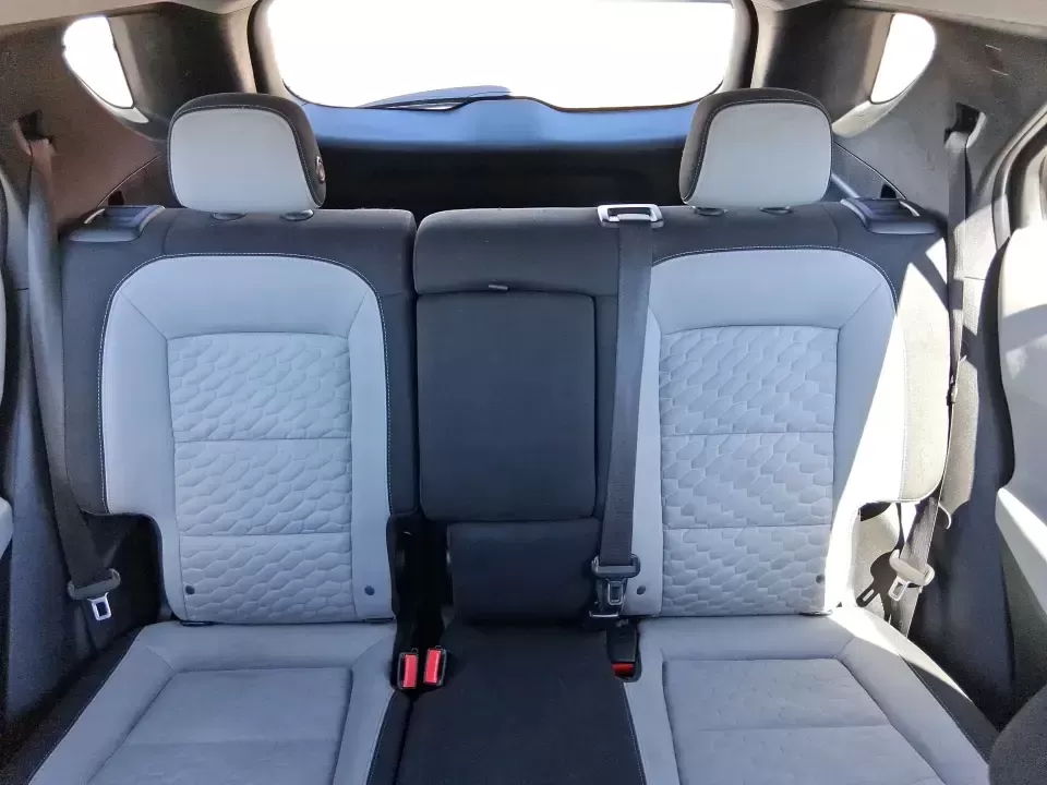 2019 Chevrolet Equinox LS 2WD (2GNAXHEV3K6) with an 1.5L L4 DIR DOHC 16V TURBO engine, 6A transmission, located at 4508 South Dixie Dr, Moraine, OH, 45439, (937) 908-9800, 39.689976, -84.218452 - Need a smart, comfortable SUV for the daily commute down South Dixie Drive, school drop-offs, and weekend runs to Cox Arboretum or Carillon Historical Park? This 2019 Chevrolet Equinox LS is built for real-life Ohio driving-roomy enough for growing families, efficient for long commutes toward Downto - Photo#14