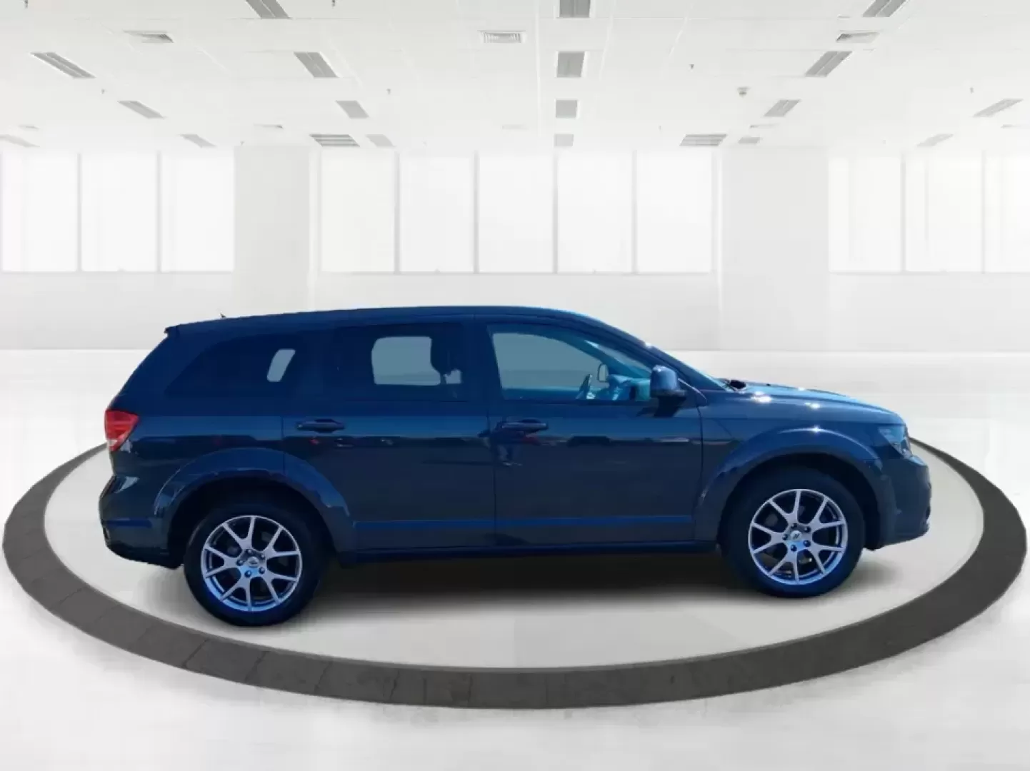 2018 Dodge Journey GT (3C4PDCEGXJT) with an Pentastar 3.6L V-6 DOHC engine, 6A transmission, located at 1951 S Dayton Lakeview Rd., New Carlisle, OH, 45344, (937) 908-9800, 39.890999, -84.050255 - Load up the family, point the hood toward I70, and make every errand or weekend getaway feel easier in this 2018 Dodge Journey GT-an SUV built for real life in and around New Carlisle. Whether you're juggling school drop-offs, commuting toward Dayton, or planning a road trip to Buck Creek State Park - Photo#1