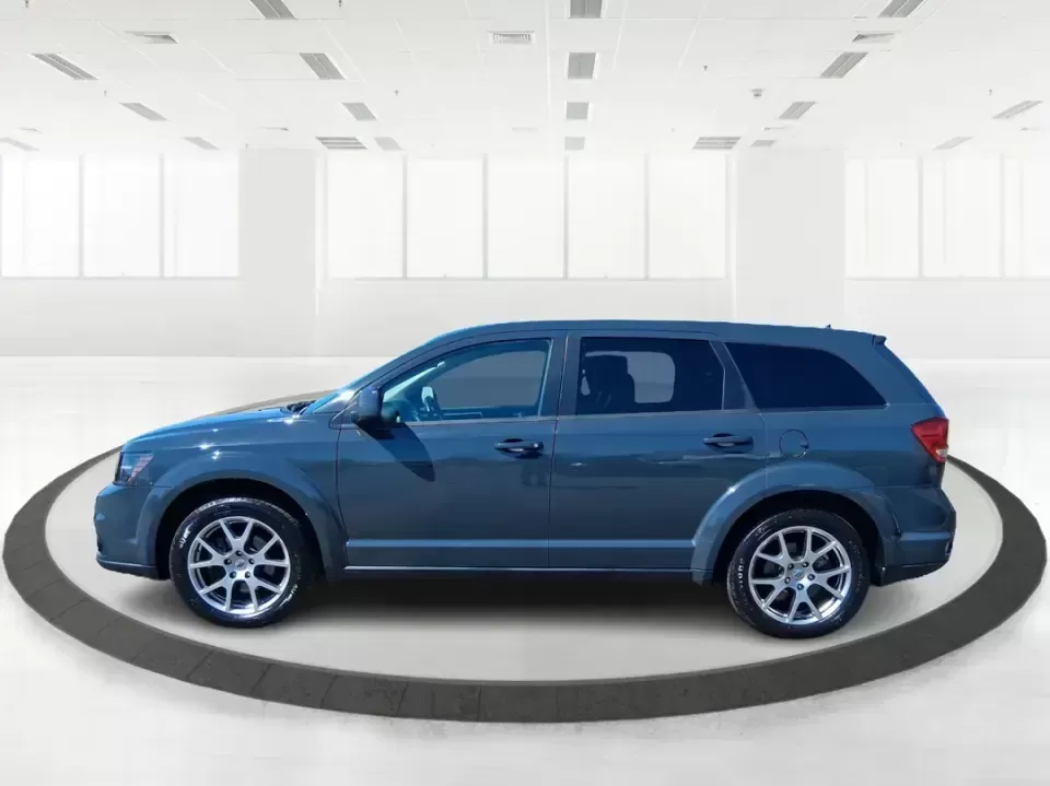 2018 Dodge Journey GT (3C4PDCEGXJT) with an Pentastar 3.6L V-6 DOHC engine, 6A transmission, located at 1951 S Dayton Lakeview Rd., New Carlisle, OH, 45344, (937) 908-9800, 39.890999, -84.050255 - Load up the family, point the hood toward I70, and make every errand or weekend getaway feel easier in this 2018 Dodge Journey GT-an SUV built for real life in and around New Carlisle. Whether you're juggling school drop-offs, commuting toward Dayton, or planning a road trip to Buck Creek State Park - Photo#4