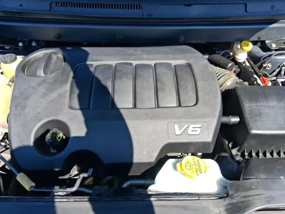 2018 Dodge Journey GT (3C4PDCEGXJT) with an Pentastar 3.6L V-6 DOHC engine, 6A transmission, located at 1951 S Dayton Lakeview Rd., New Carlisle, OH, 45344, (937) 908-9800, 39.890999, -84.050255 - Load up the family, point the hood toward I70, and make every errand or weekend getaway feel easier in this 2018 Dodge Journey GT-an SUV built for real life in and around New Carlisle. Whether you're juggling school drop-offs, commuting toward Dayton, or planning a road trip to Buck Creek State Park - Photo#10